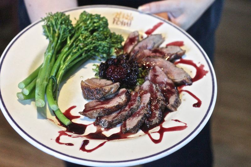 Fine Dining That Demands Your Full Attention Fine Dining That Demands Your Full Attention