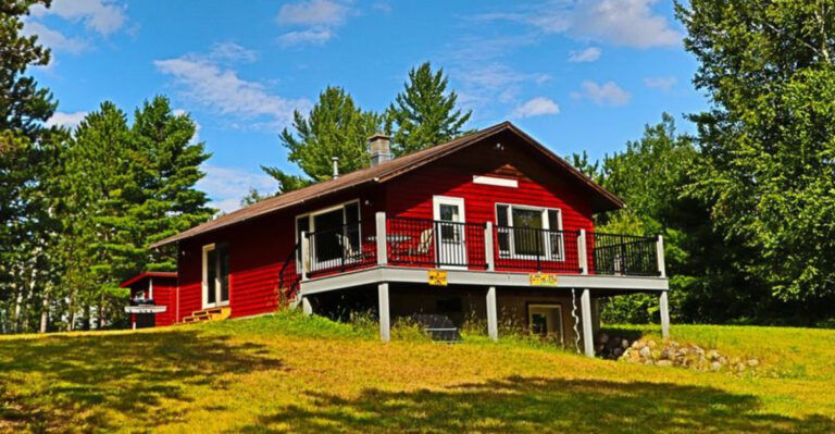Lakefront Peace Is Waiting At 15 Michigan Cabins Made For Unplugging
