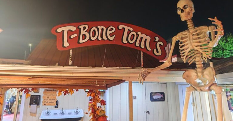 Locals Swear by the Chicken-Fried Steak at This Texas Restaurant