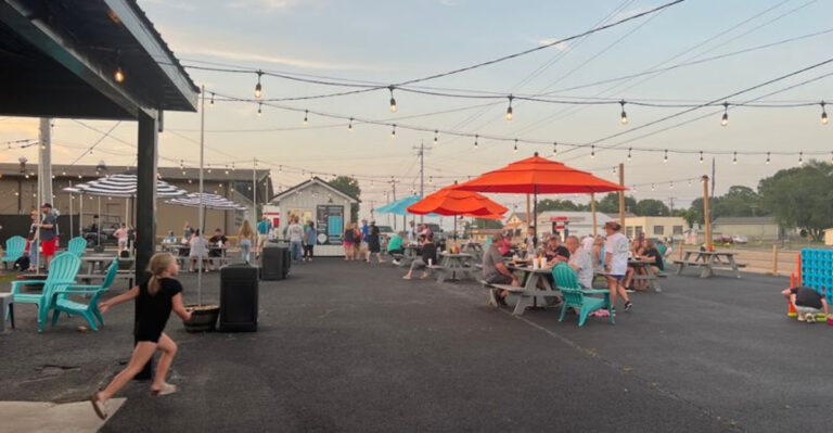 Locals Swear This Tennessee Restaurant Serves One Of The Best Pork Chops In The State