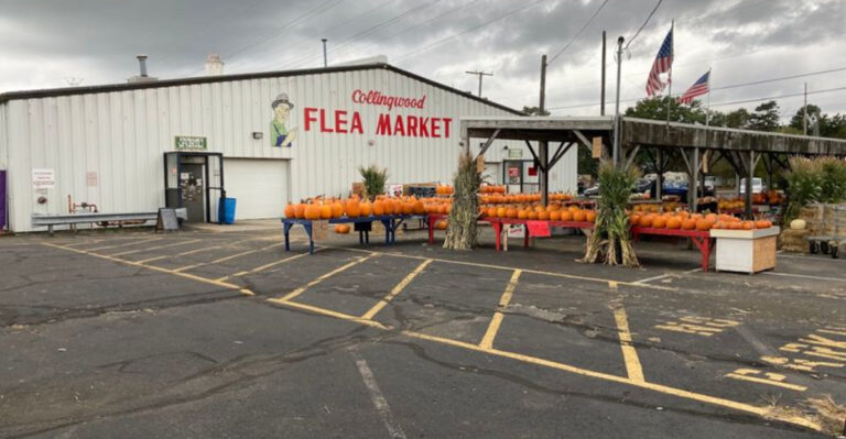 More Than 500 Vendors Fill This 25-Acre New Jersey Flea Market