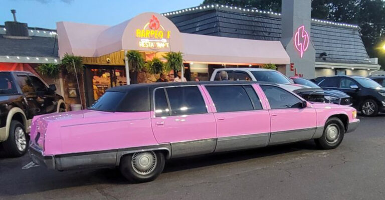 Most Elvis Fans Don’t Know About This Incredible Tennessee Restaurant