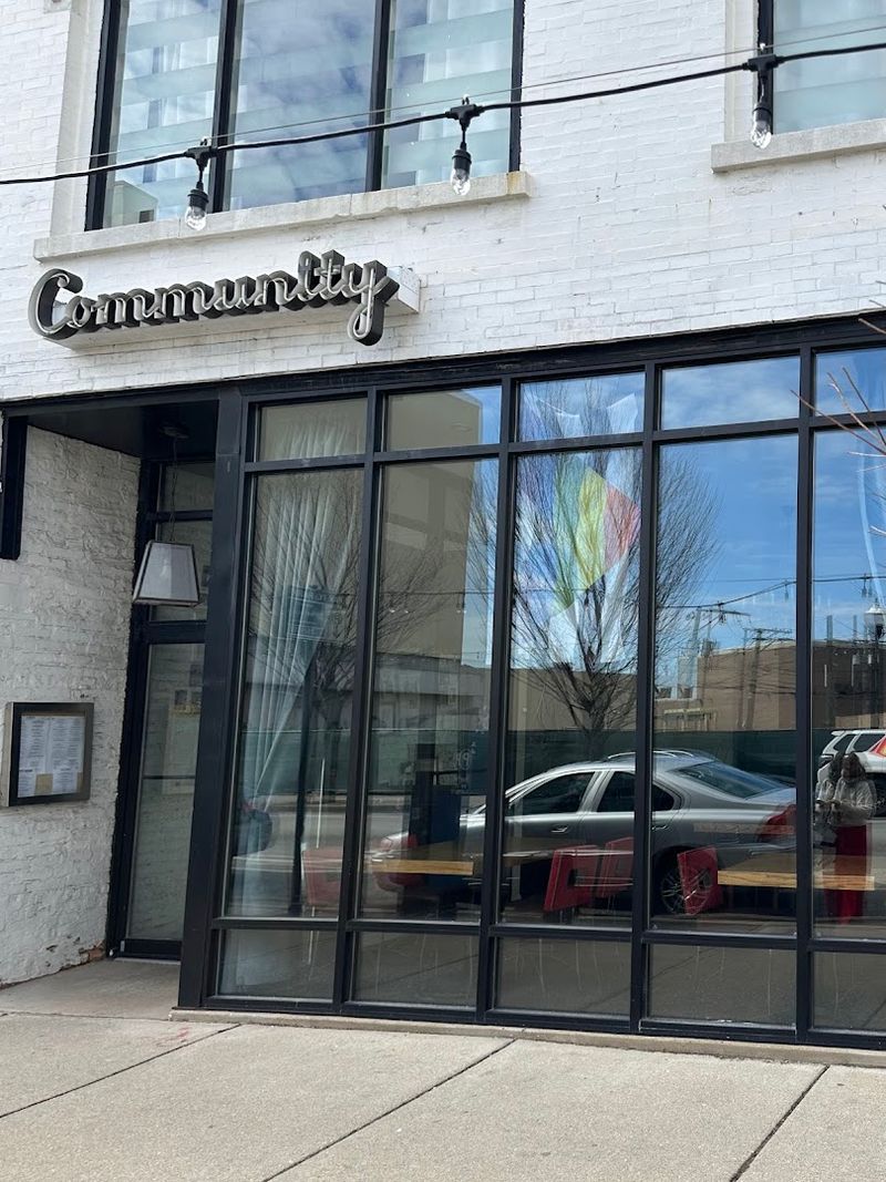 A Narrow Room With Big Presence on Milwaukee Avenue