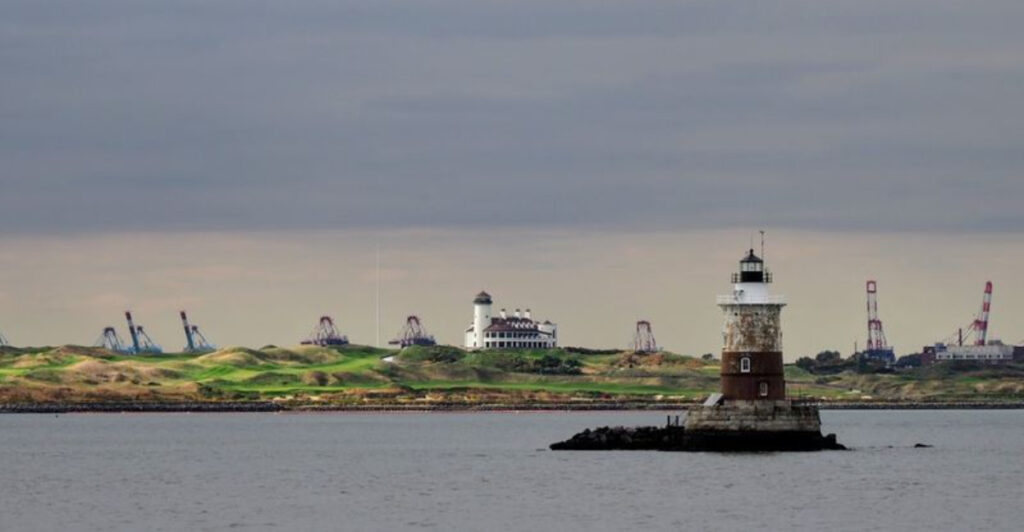 New Jersey’s 13 Most Beautiful Lighthouses Are Coastal Masterpieces
