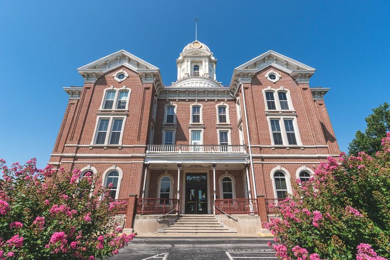 Posey County Courthouse (Mount Vernon)