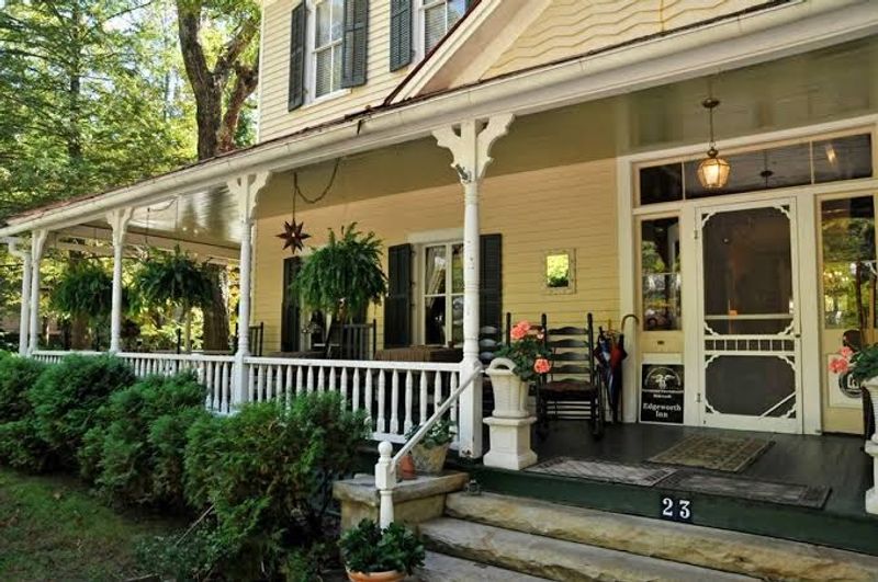 Edgeworth Inn – Monteagle Edgeworth Inn – Monteagle