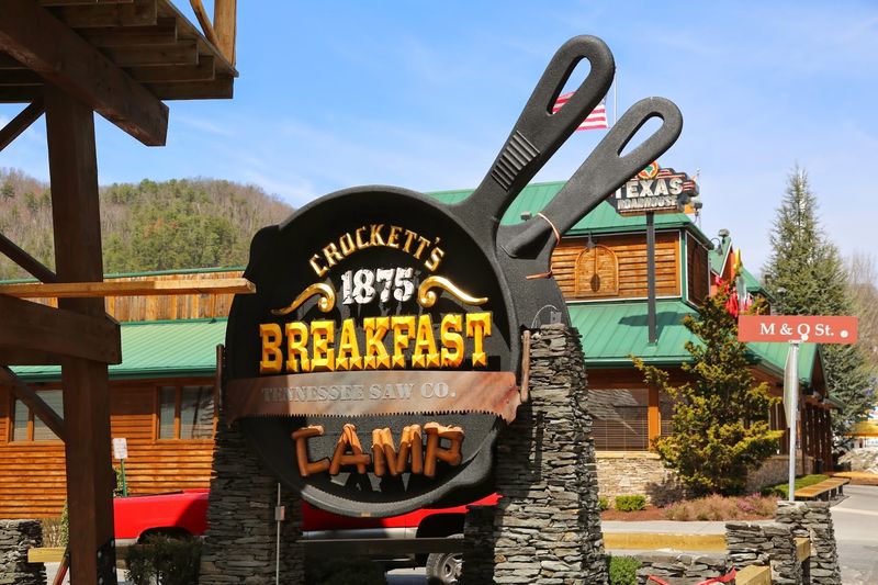 Crockett's Breakfast Camp – Gatlinburg Crockett's Breakfast Camp – Gatlinburg