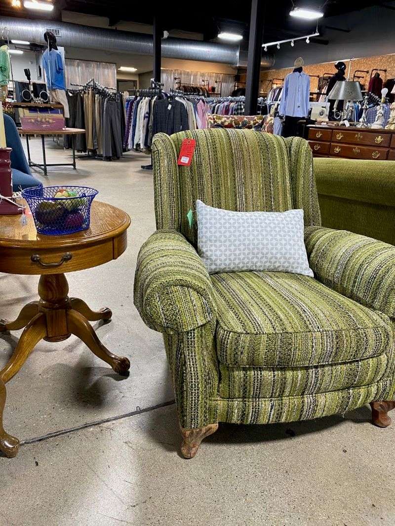 Where the Best Deals Tend to Hide Where the Best Deals Tend to Hide
