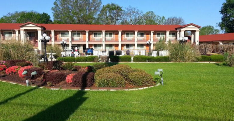 Retirees Are Moving to This Texas Town While It’s Still Under the Radar