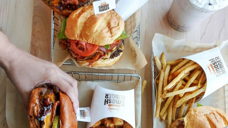 Smashburger (Oak Lawn) Smashburger (Oak Lawn)