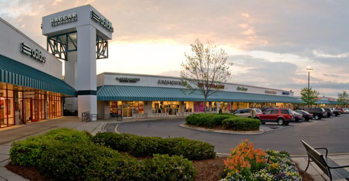 Shoppers Say This Huge North Carolina Outlet Mall Is Worth the Trip in 2026
