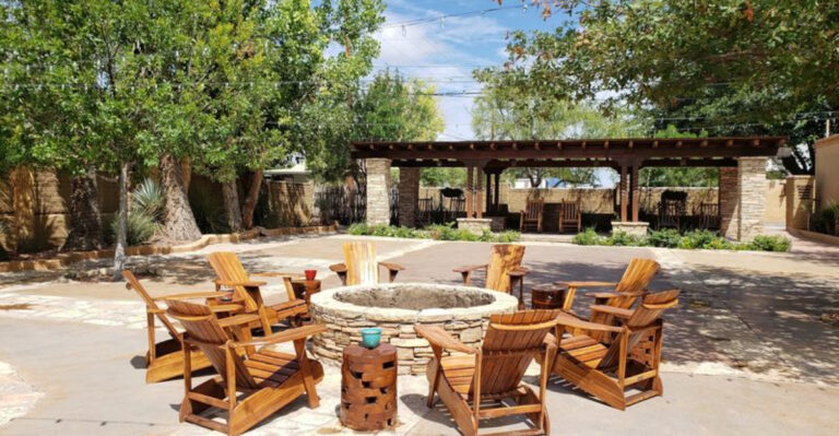 Step Inside The Texas Hotel That Has Been Welcoming Guests Since 1928