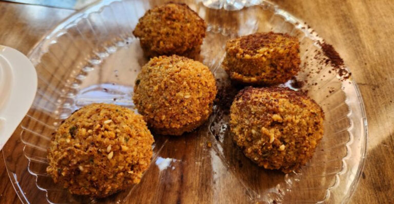 The Falafel at This New Jersey Restaurant Is Fried Fresh and Worth the Trip