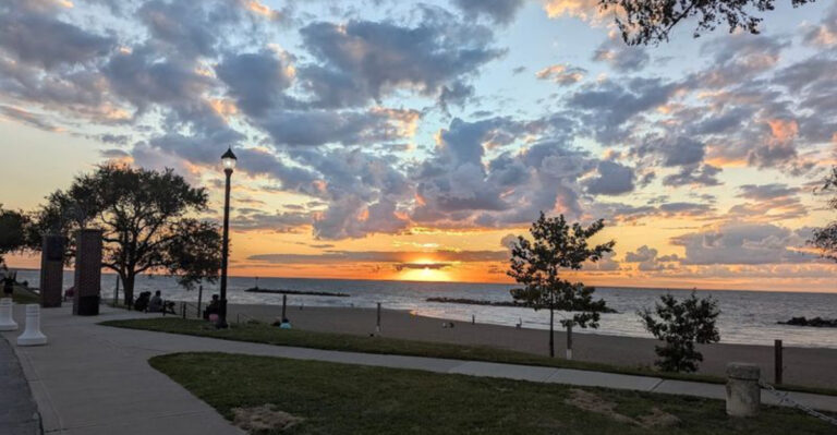 The Historic Bathhouse At This Ohio Park Makes A Perfect Weekend Escape