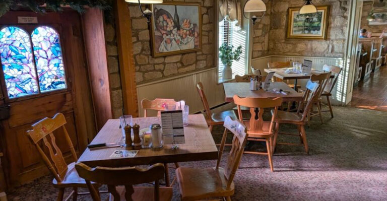 The Most Famous French Onion Soup In Pennsylvania Comes From This Charming Restaurant
