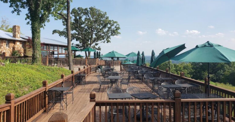 The Most Unexpected Places in Missouri Are Home to These 7 Spectacular Wineries