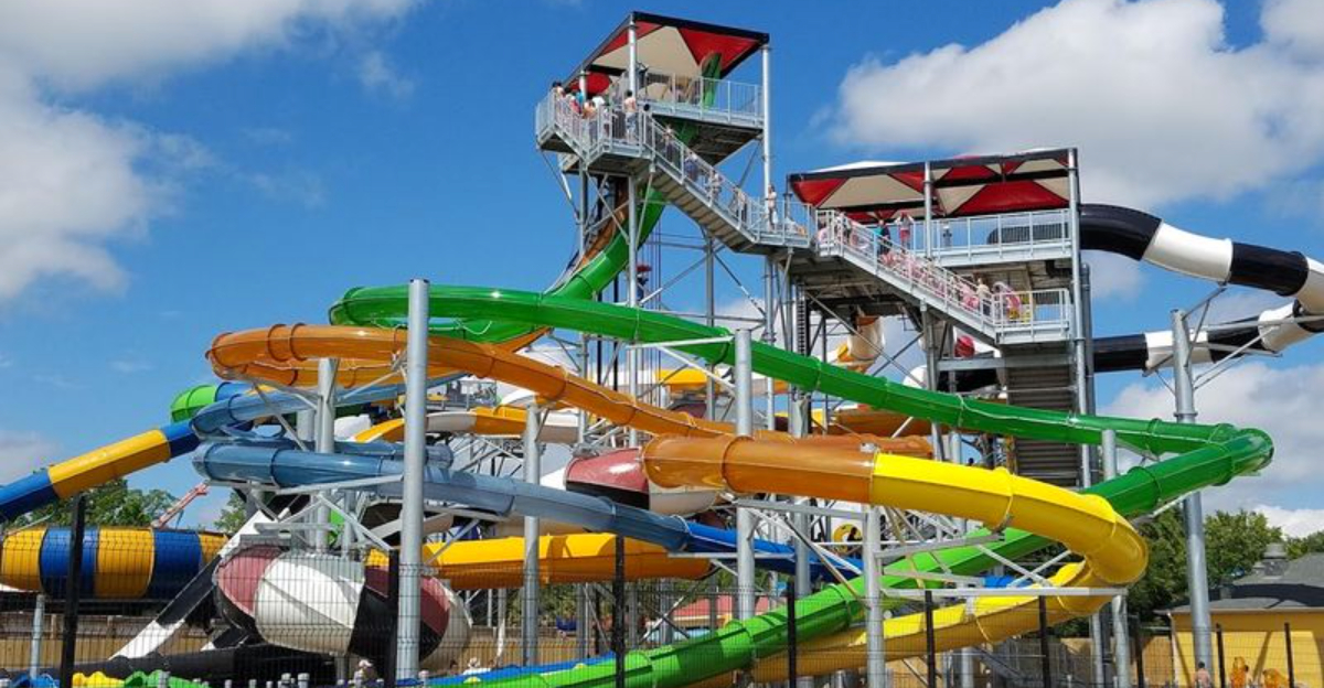 These 6 North Carolina Waterparks Turn Every Summer Day Into an Adventure