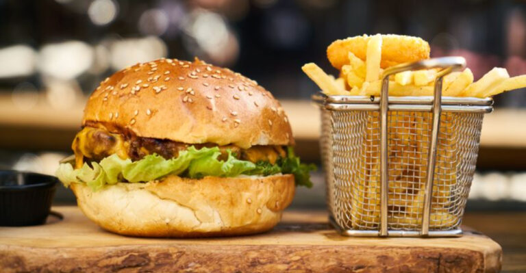 These 7 New Jersey Cities Are the Cheapest Places to Grab a Burger and Fries