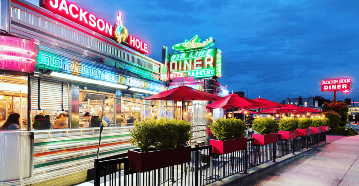 These 7 New York Diners Are Still Cooking From a 1950s Playbook