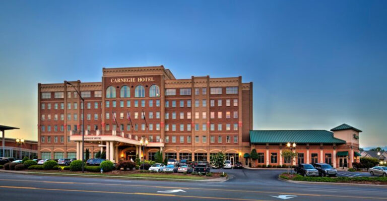 These 9 Cozy Tennessee Inns Deliver Charming Weekend Getaways Without The High Price