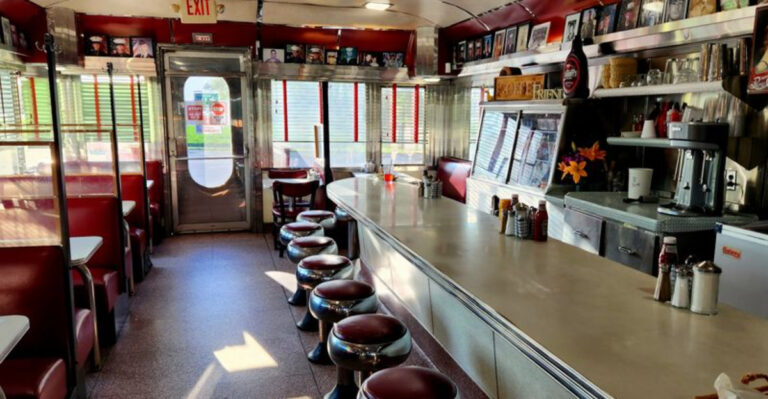 This 50s-Style Diner in Pennsylvania Is Quietly Recognized for Its Standout Pancakes