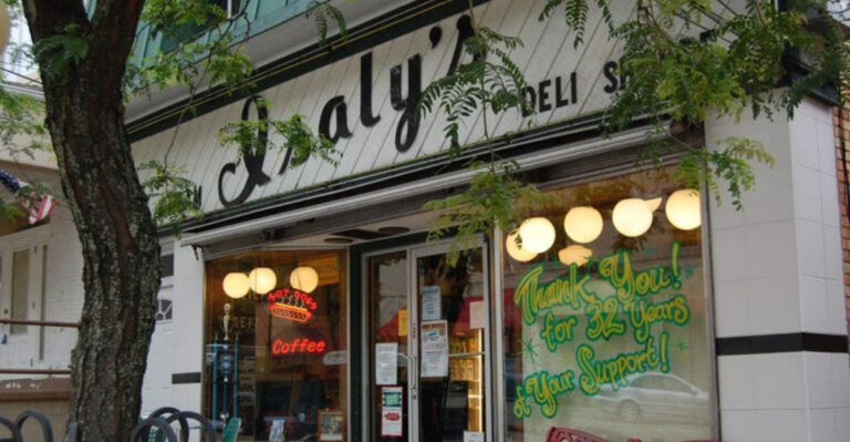 This Classic Pennsylvania Diner Serves Chipped Ham That Tastes Incredibly Good