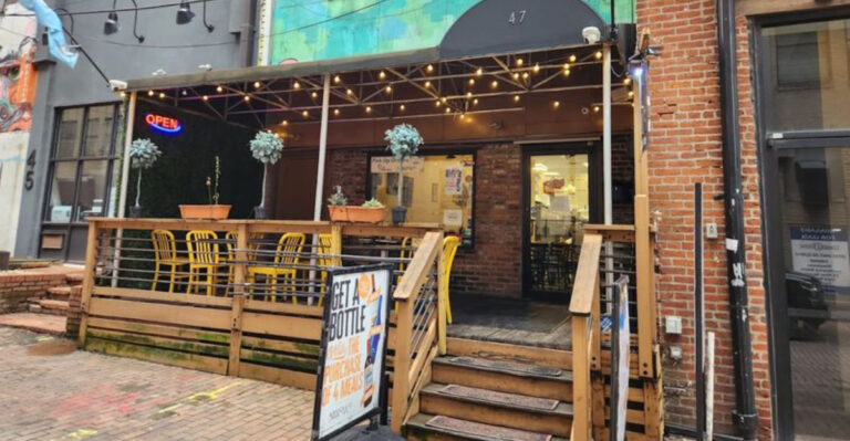 This Hidden Ohio Restaurant Serves Empanadas That Are Worth The Drive