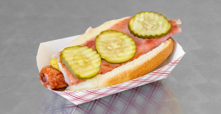 This Little Falls Grill Serves Some of North Jersey’s Most Craveable Hot Dogs