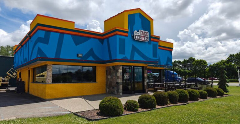 This Michigan Diner Makes A Ground Beef Taco That Deserves The Spotlight