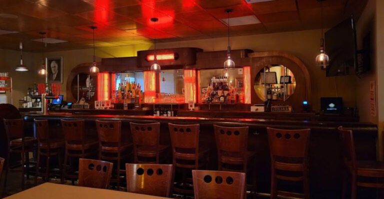 This Michigan Smokehouse Behind A Gas Station Rivals The Better-Known Barbecue Stops
