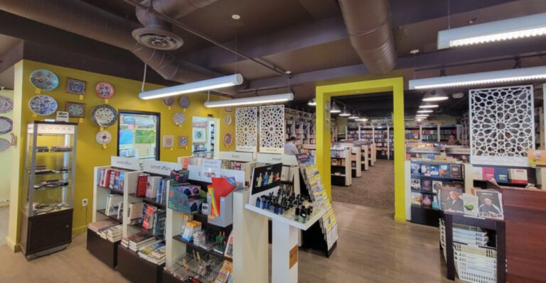 This New Jersey Bookstore Serves Turkish Tea With Books in Six Languages