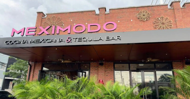 This New Jersey Restaurant Serves Nachos You Have to See to Believe