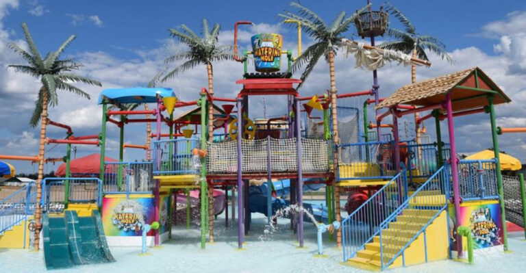 This Ohio Attraction Combines A Water Park And Animal Safari In One Place