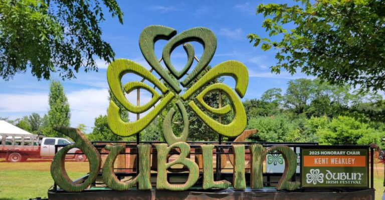 This Ohio Park Is Lovely All Year, But Its Famous Summer Festival Makes It Truly Unforgettable