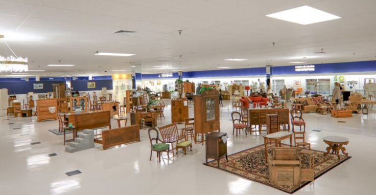 This Ohio Resale Boutique Is So Carefully Curated, It Hardly Feels Like Thrifting