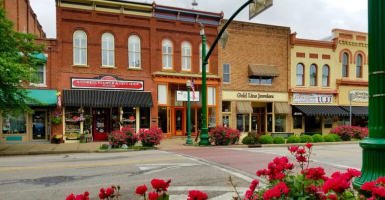 This Ohio Town Is So Affordable, Retirees Say They’ve Found A Little Slice Of Paradise