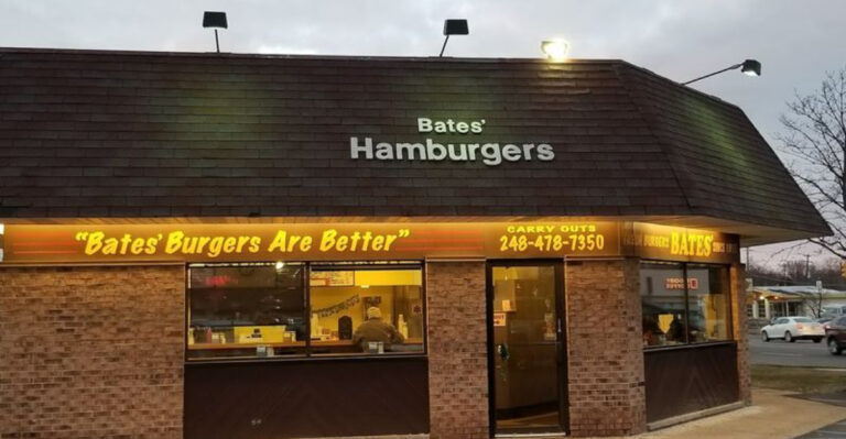 This Old-School Michigan Restaurant Serves Coney Dogs Worth Remembering