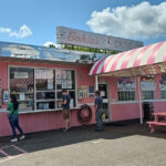 This Retro New York Drive-In Is a Comfort Food Lover’s Dream