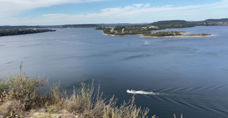 This Stunning Texas Lake Looks Like It Belongs in the Caribbean