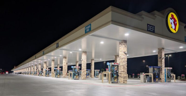 This Tennessee Gas Station Has Become A Must-Stop Destination For Hungry Travelers