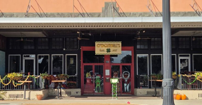 This Texas Restaurant’s Wednesday Lasagna Has Become a Weekly Tradition