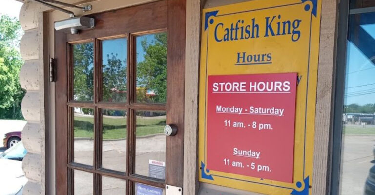This Tiny Texas Catfish Shack Is Worth the Drive