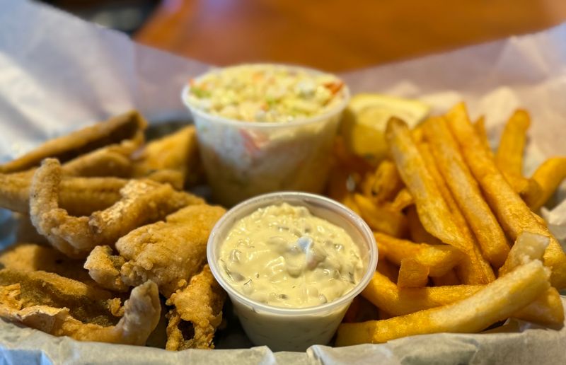 What to Order When the Setting Is Half the Meal