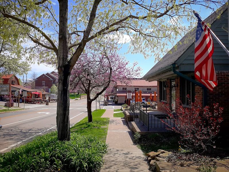 How to Time a Day in Nashville, Indiana for Maximum Payoff