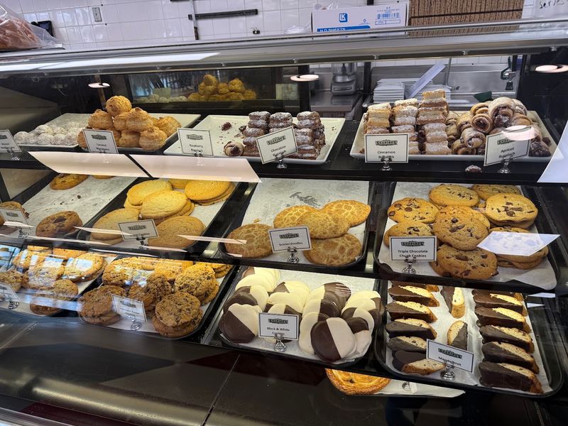 Beyond the Sandwich, the Deli Case Keeps Pulling You In
