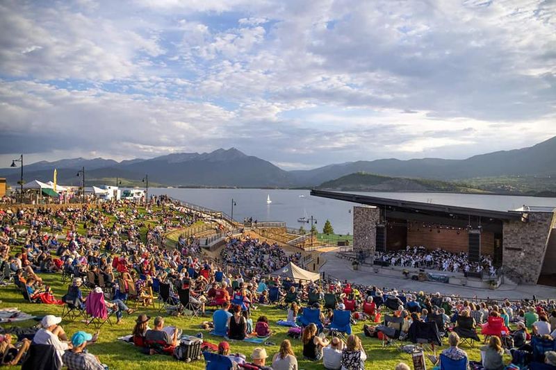Concert Nights Under Peaks and Open Sky Concert Nights Under Peaks and Open Sky