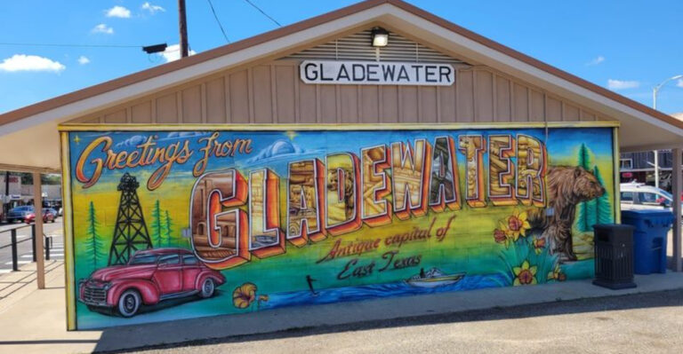 You Won’t Believe This Tiny Texas City Is an Antiquing Paradise