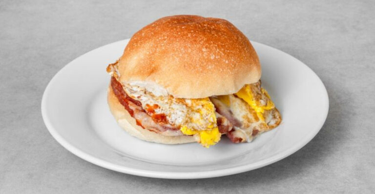 You’ll Want to Wake Up Early for Breakfast at This Cozy New Jersey Cafe