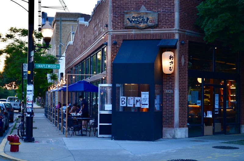 Why This Chicago Shop Earns a Repeat Visit Why This Chicago Shop Earns a Repeat Visit