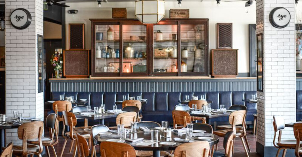 10 Missouri Restaurants Serving Fried Chicken That's Worthy of Michelin-Level Praise